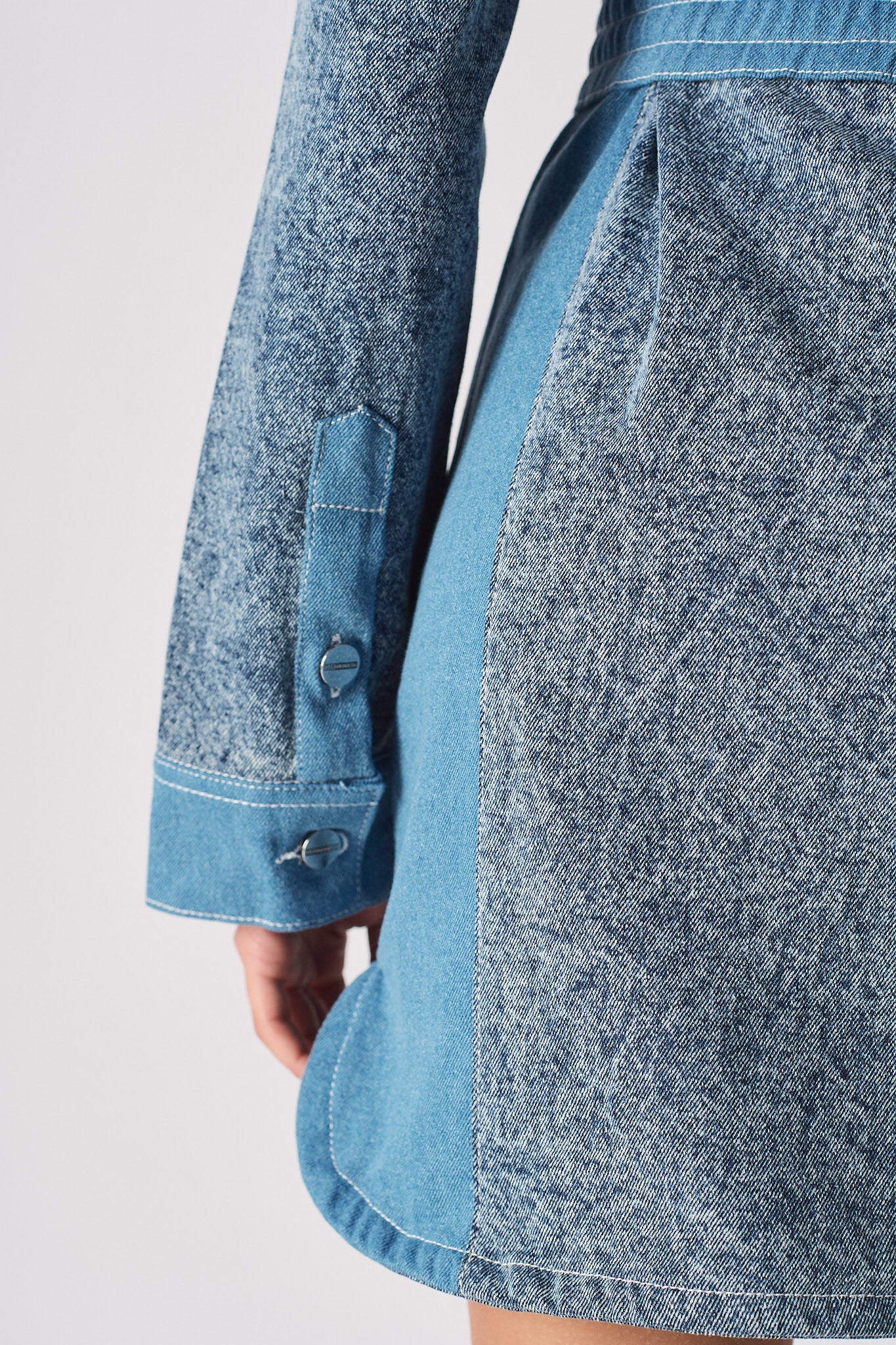 DENIM BELTED DRESS - BLUE WASH