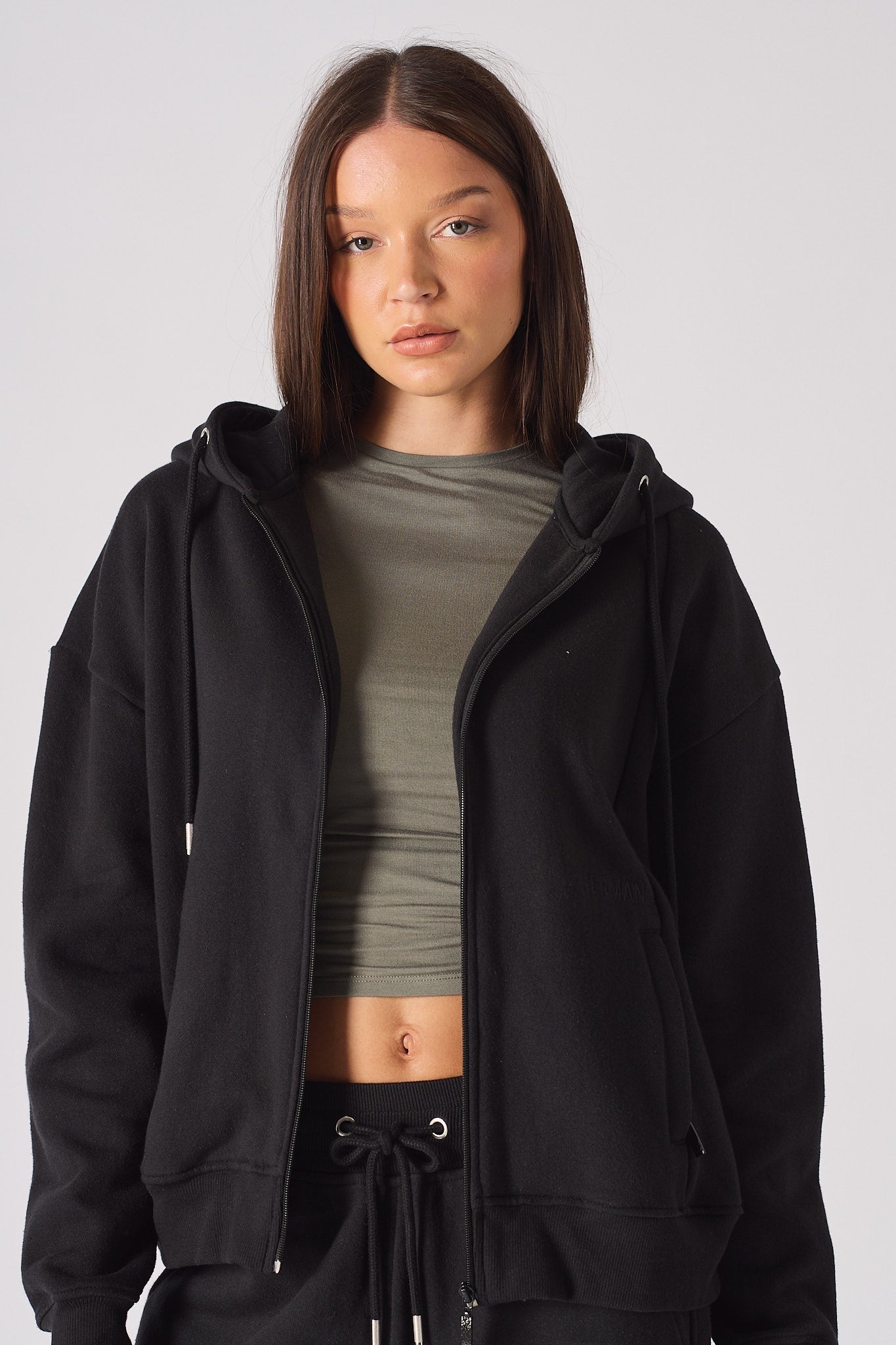 REGULAR ZIP UP HOODIE - BLACK