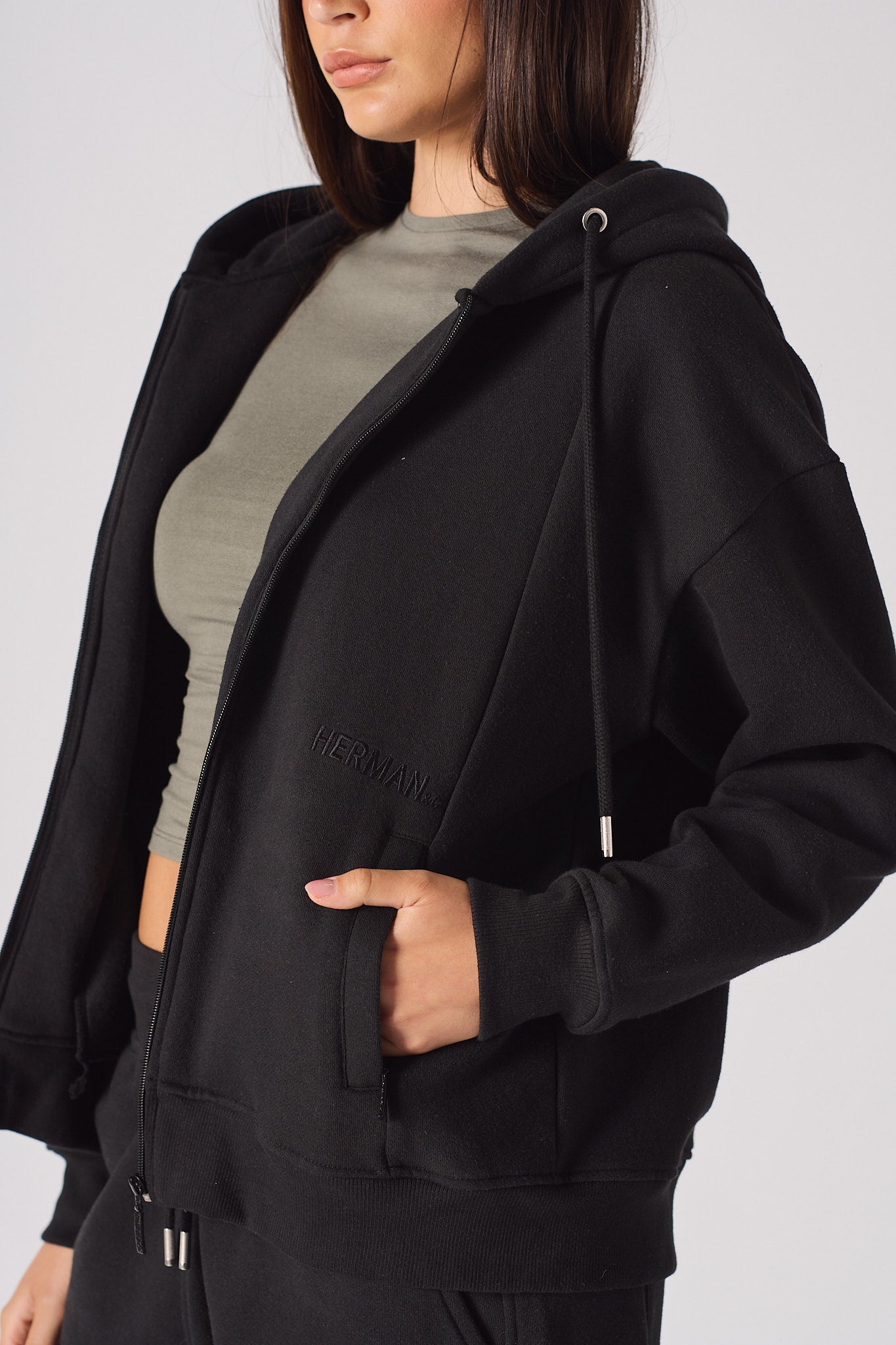 REGULAR ZIP UP HOODIE - BLACK
